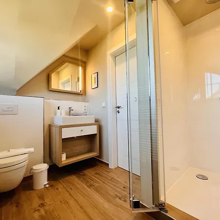 Seeblick 19 Klein Stresow Ruegen By Ruyastay בית נופש