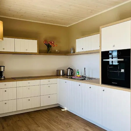 Seeblick 19 Klein Stresow Ruegen By Ruyastay בית נופש