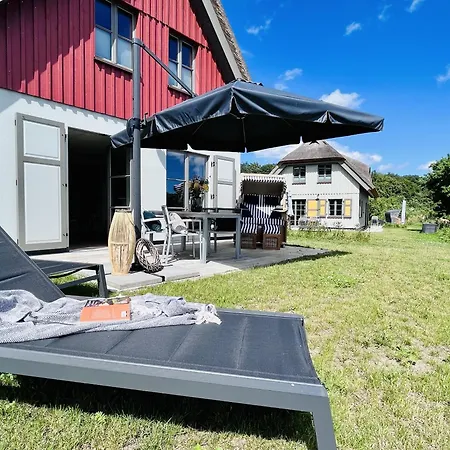 Seeblick 19 Klein Stresow Ruegen By Ruyastay בית נופש